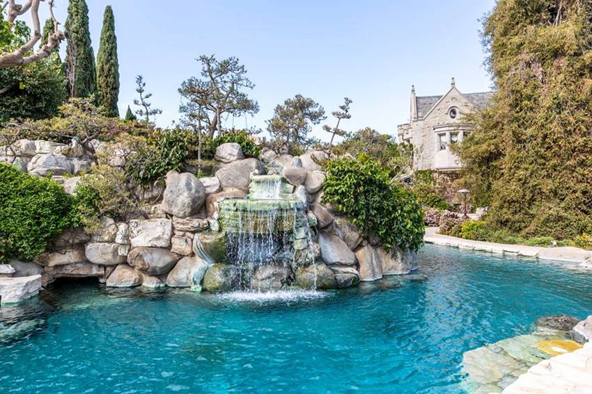 Mansion
